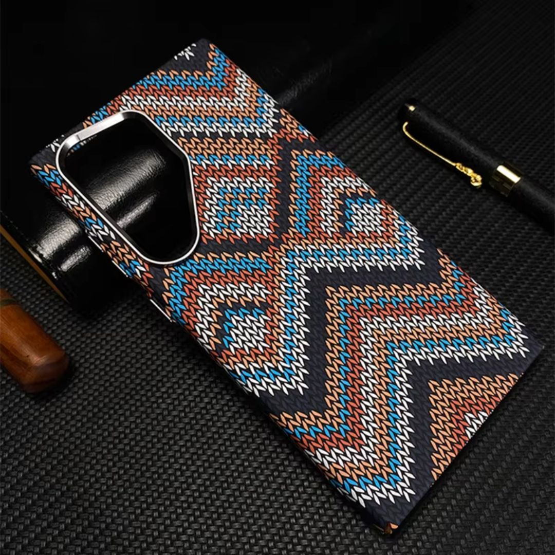 Metal Lens Carbon Fiber Texture Magsafe Case