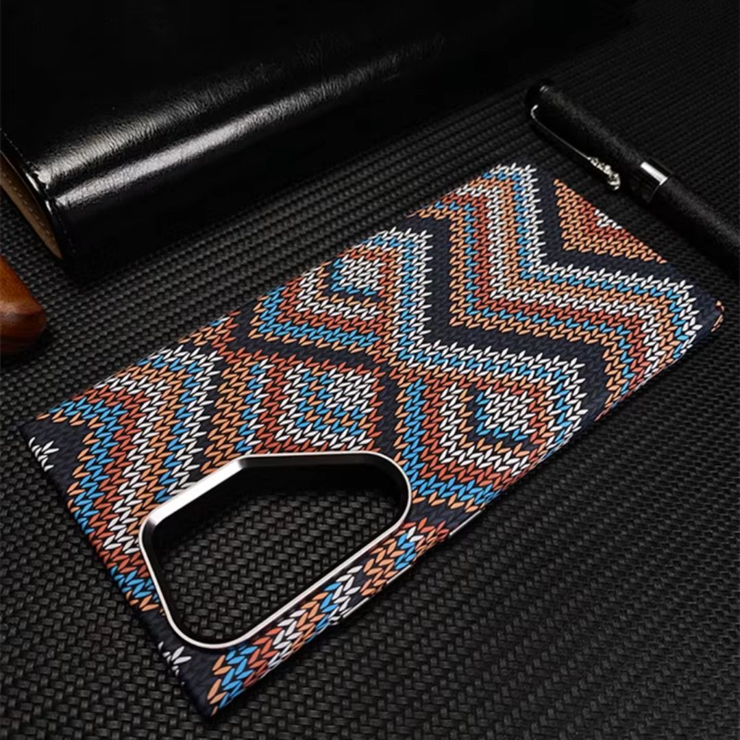 Metal Lens Carbon Fiber Texture Magsafe Case