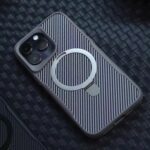 Carbon MagSafe Case With Metal Kickstand For iPhone 5