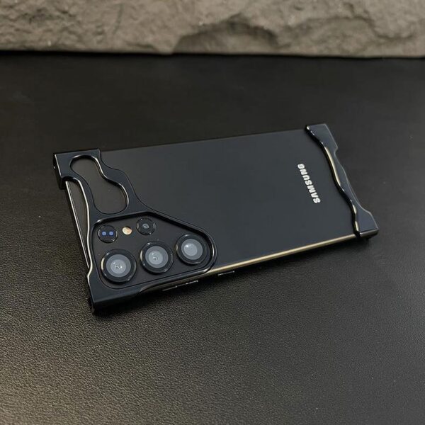 Alien Invasion Titanium Cover for Ultra Series